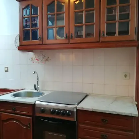 With 2 Bedrooms In With Wonderful City View And Terrace